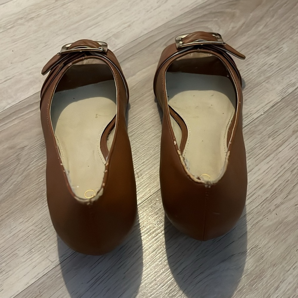 Shoes - Picture 6 of 9